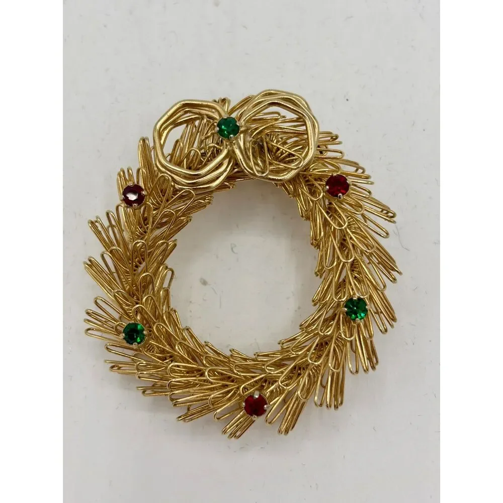 Vintage Gold Tone Wire Wreath Brooch with Rhinestones